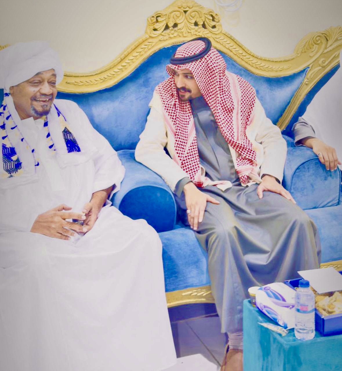 الشريف سهيل ومرافقيه يهنئون الشيخ عادل المنشاوي